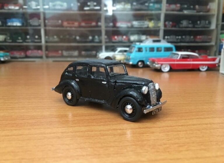 1722. 1936 Hillman Minx