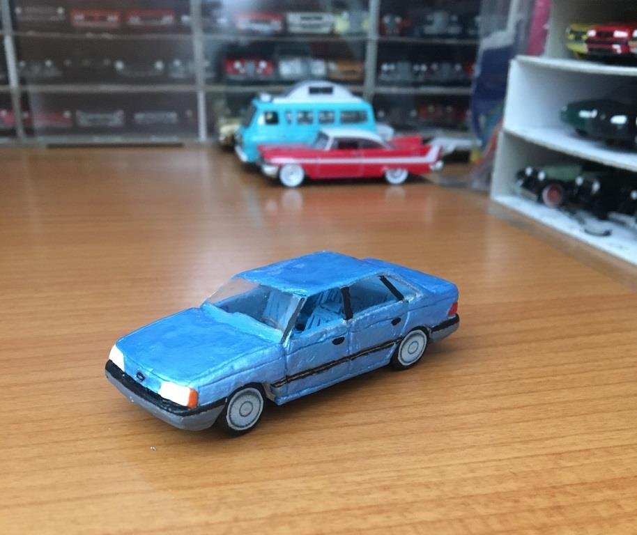 1754. 1988 Ford Taurus