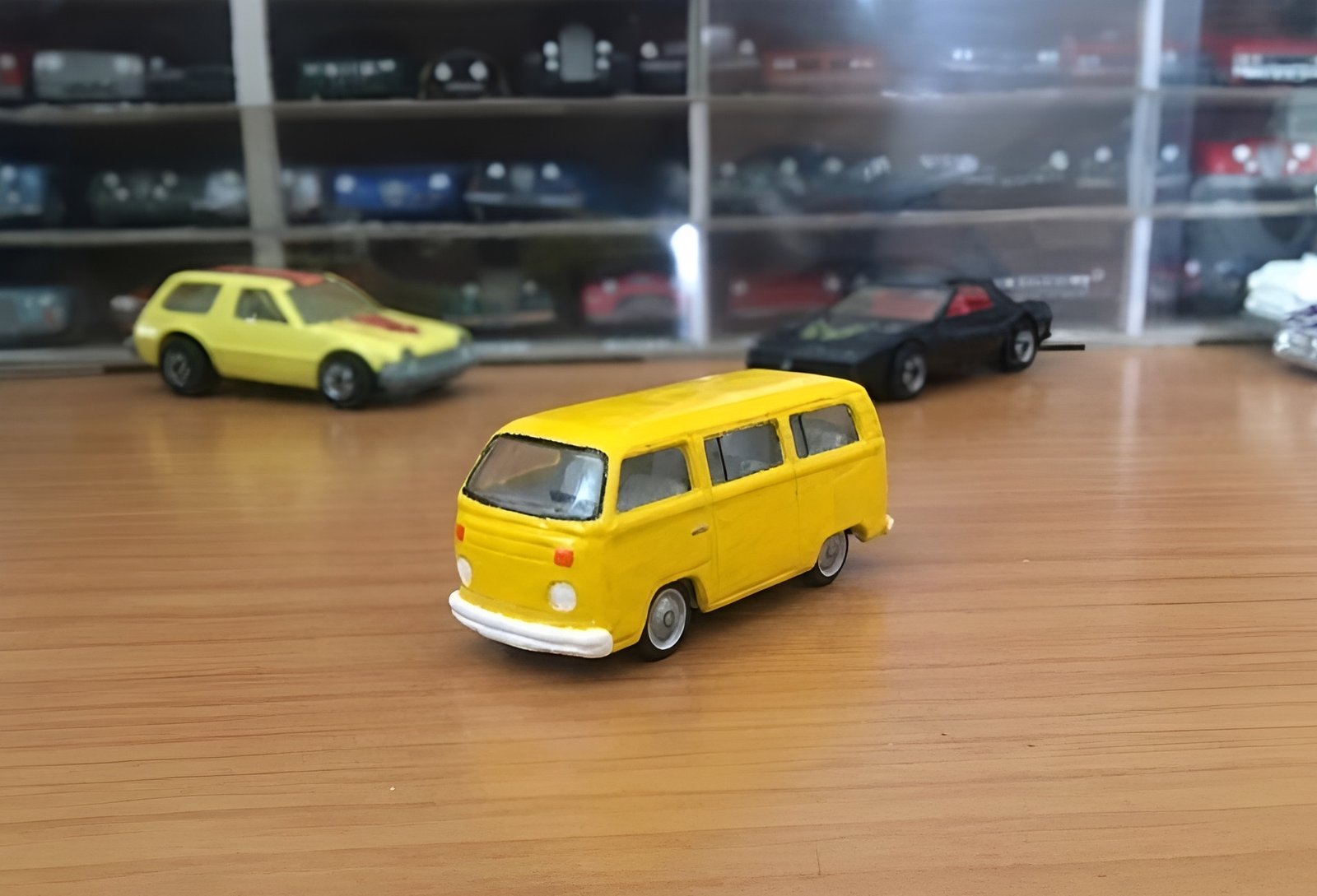 2027. 1976 Volkswagen Combi
