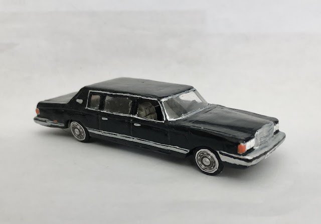2193. 1986 ZIL-41047