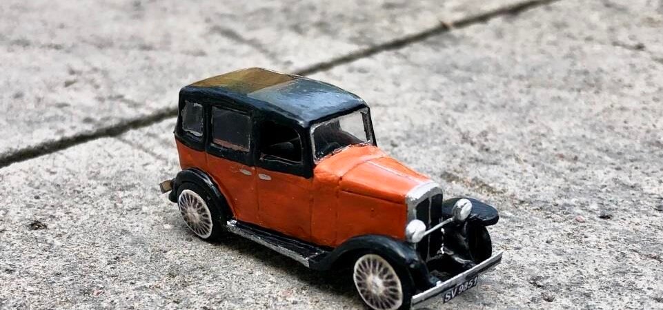 4088. 1930 Standard Nine