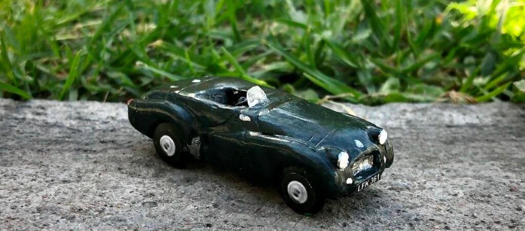 4143. 1955 Triumph TR2