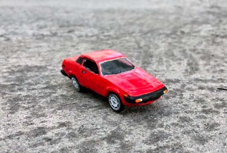 4157. 1976 Triumph TR7