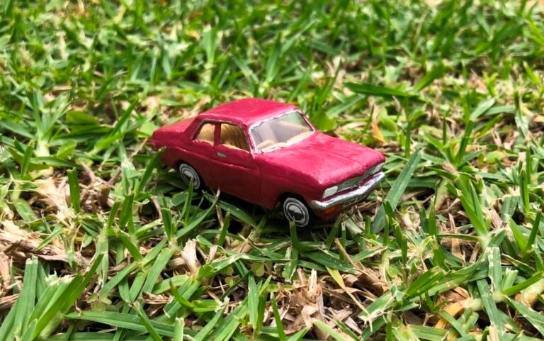 4191. 1976 Vauxhall Viva HC