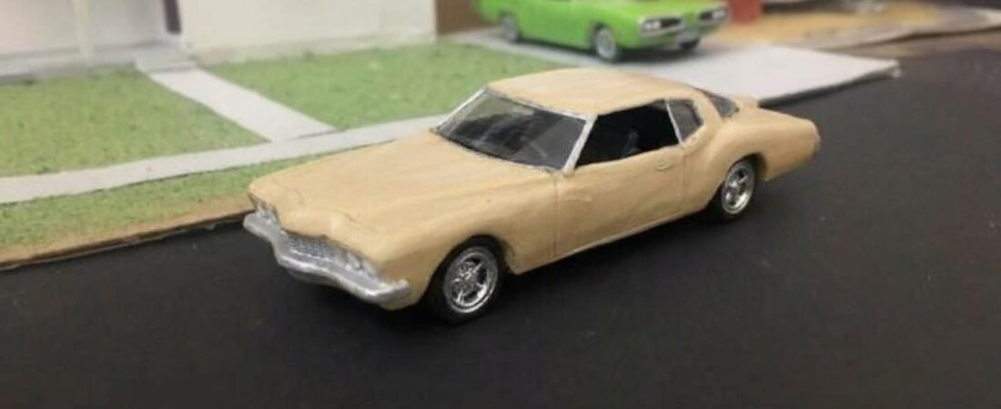 2084. 1972 Buick Riviera