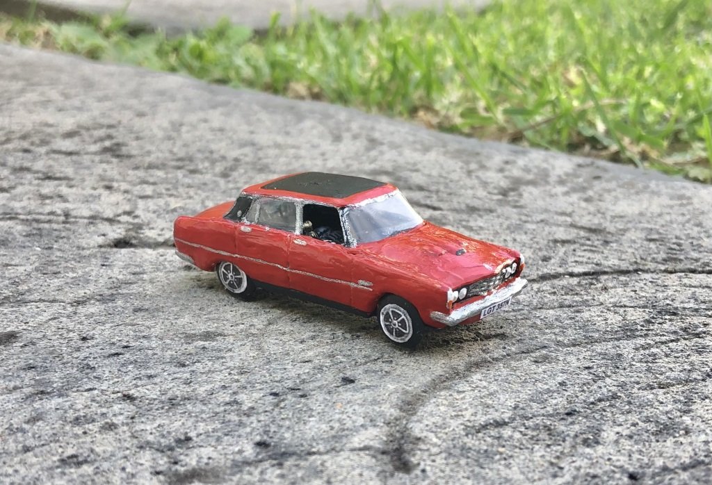 4049. 1975 Rover P6